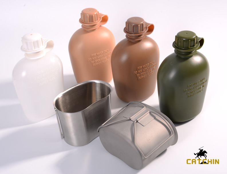 Army canteen set plastic water bottle and stainless steel canteen cup with sand blasting surface